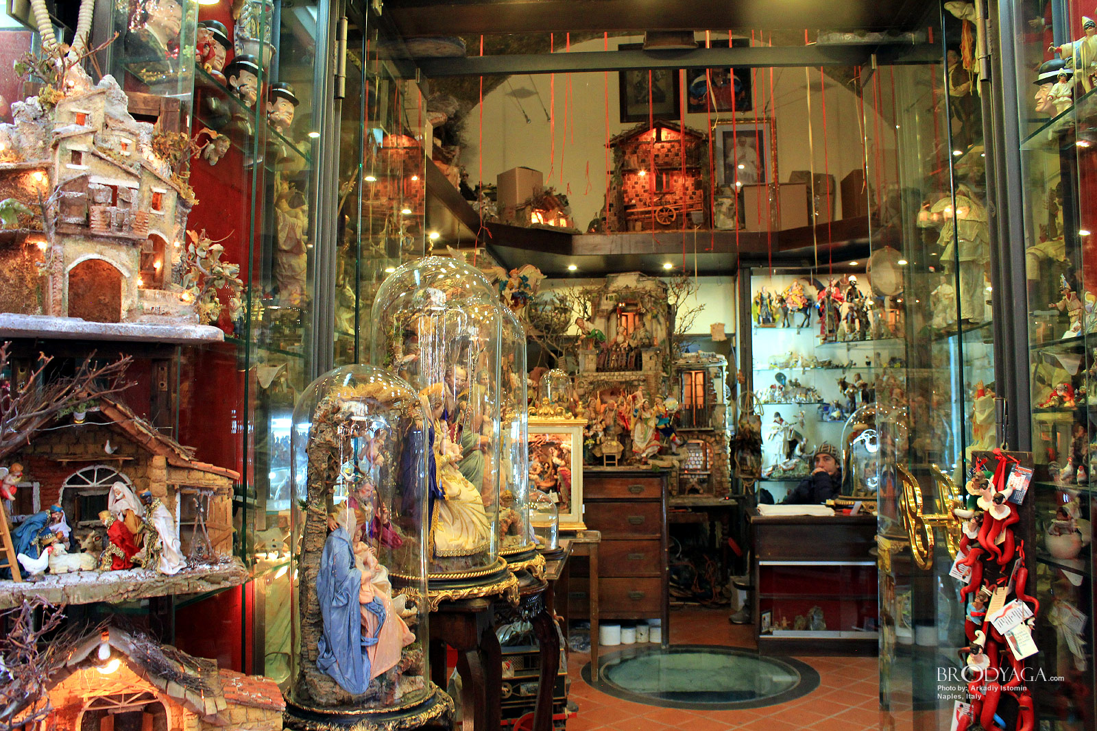 San Gregorio Armeno, Naples